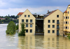 Blick von der Steinernen Brücke auf den Oberen Wöhrd