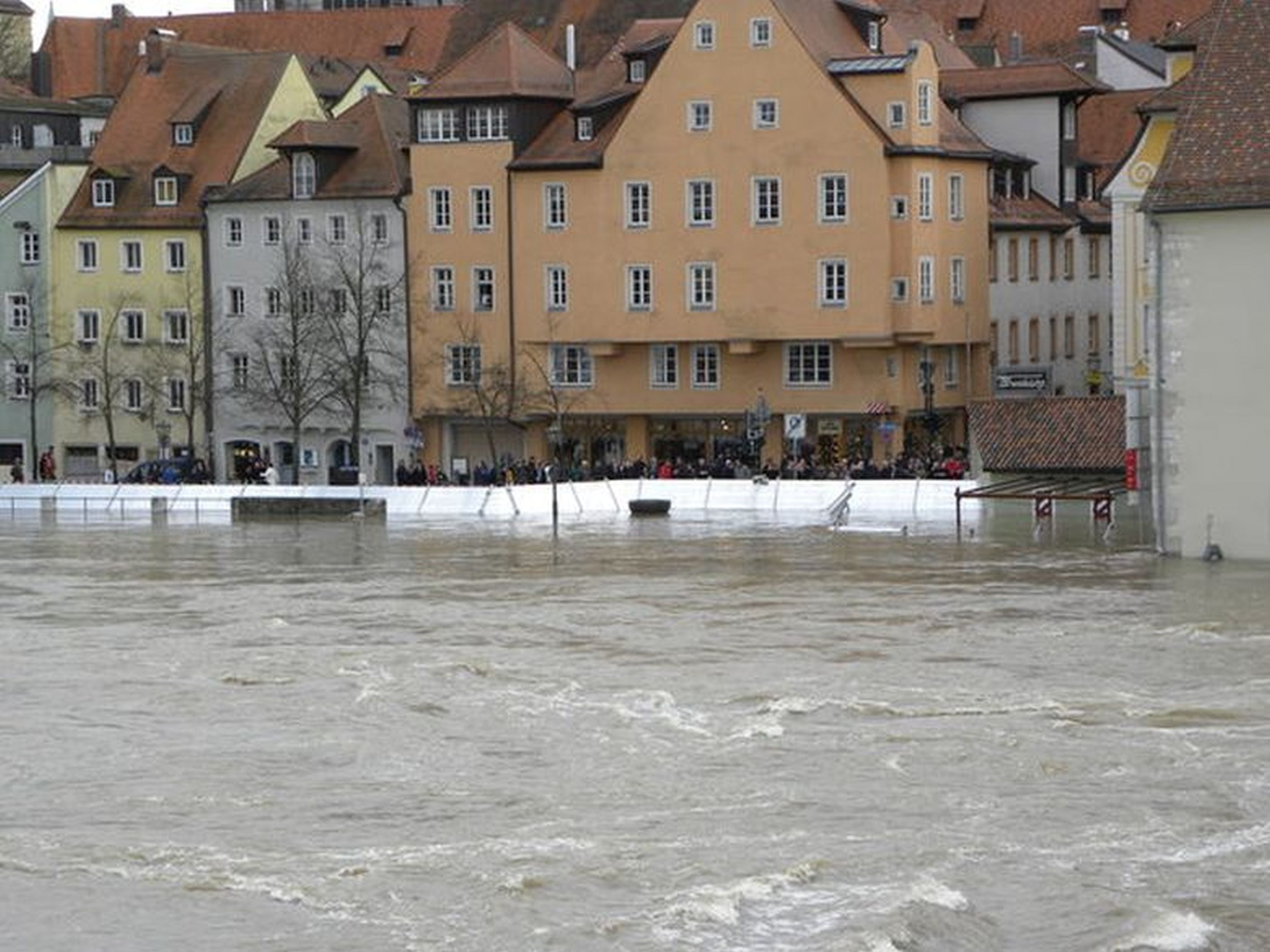 Wurstkuchl - Mobile Elemente