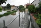 Hochwasserstege entlang der Sattelbogenerstraße flußaufwärts